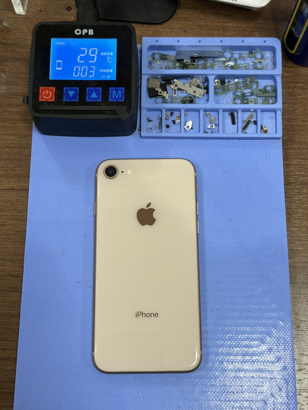 iPhone８バッテリー交換 充電の減りが早い